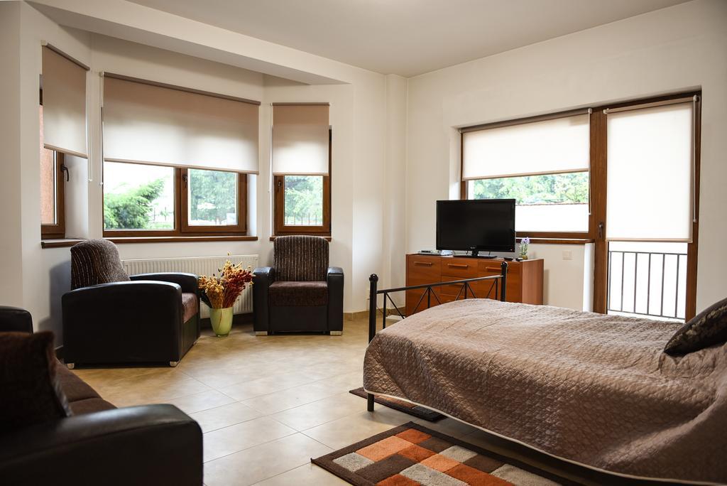 Modern Apartment Near City Center Cluj Napoca Bagian luar foto